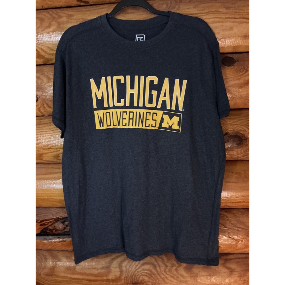 Proedge Michigan Wolverines T-Shirt Mens XL Grey Short Sleeve NCAA Block M Logo